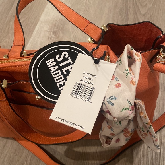 NWT Steve Madden Papaya Parker Handbag - Picture 2 of 4